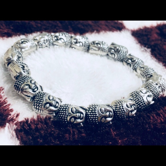 ✨NWOT✨Unique Tibetan Silver Buddha Head Bracelet - Picture 3 of 8